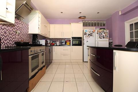 5 bedroom semi-detached house for sale, Lincoln Road, Walsall, WS1 2DQ