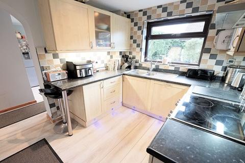 4 bedroom semi-detached house for sale, Axbridge Close, Nailsea BS48