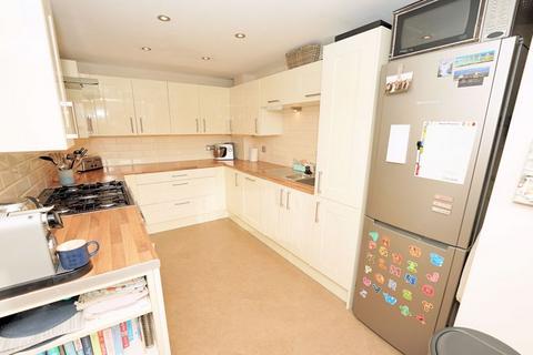 2 Bell Pit Brow, Wraxall, Bristol, BS48 1HS