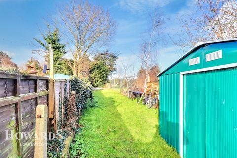 3 bedroom terraced house for sale, Birds Lane, Lowestoft