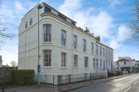 2 bedroom apartment for sale, Prestbury Road, Cheltenham, Gloucestershire, GL52