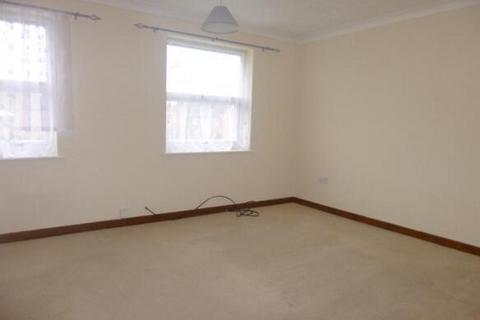 2 bedroom terraced house to rent, Maple Grove, Holbeach