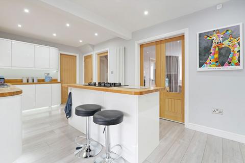 54 Dovedale Road, Rotherham, S65 3AR