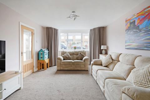 54 Dovedale Road, Rotherham, S65 3AR