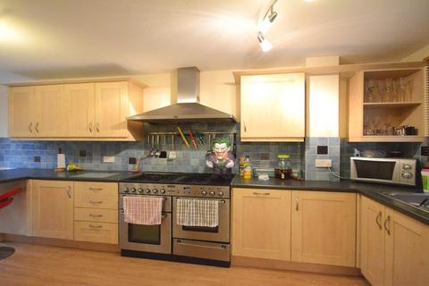 undefined, Kimberley, Bracknell, RG12