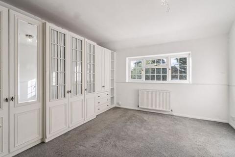 36 Ripon Way, Borehamwood, WD6 2HS