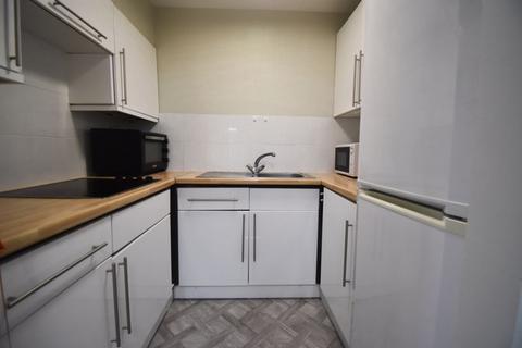 1 bedroom retirement property for sale, Oakfields, Basingstoke RG24