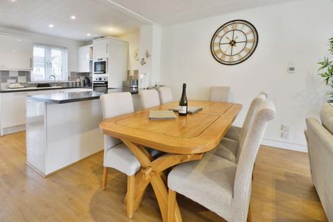 3 bedroom terraced house for sale, Isis Lakes, Cotswold Lakes, Gloucestershire