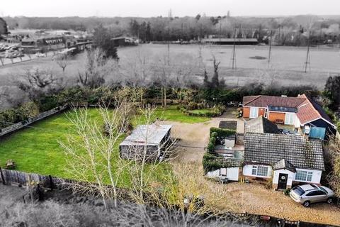 5 bedroom detached house for sale, Wellington Avenue, Hullbridge, Hockley