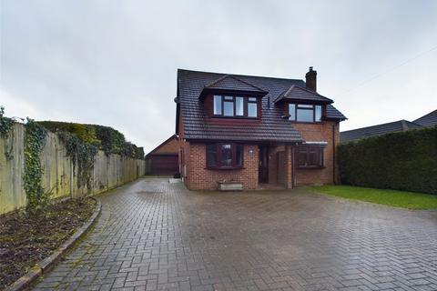 4 bedroom detached house for sale, Fairlawn Road, Tadley, Hampshire, RG26