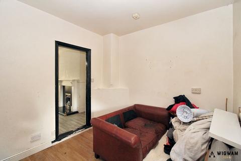 2 bedroom end of terrace house for sale, Perth Street West, Hull, HU5