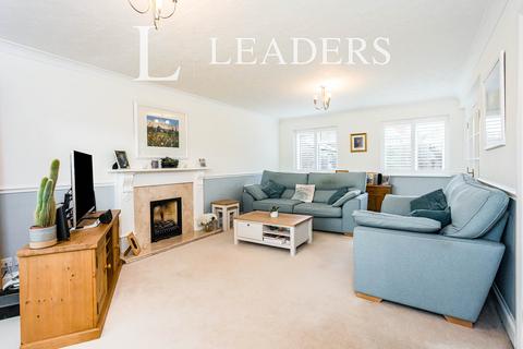 4 bedroom detached house to rent, Welbeck Drive