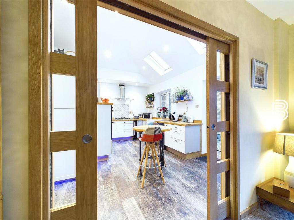 CAM03787 G0-PR0061-STILL039.jpg