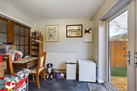 40 Corncroft Lane, Matson, Gloucester, GL4 6XU