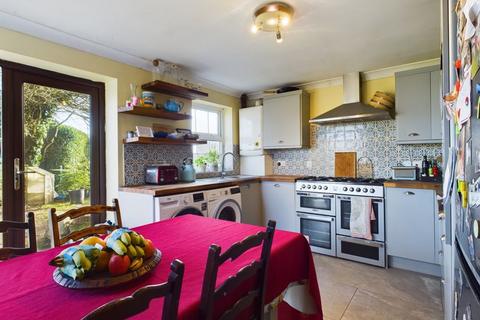 2 bedroom cottage for sale, Bridge Road, Illogan - Deceptively spacious character semi-detached cottage