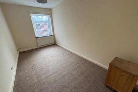 3 bedroom terraced house to rent, Diamond Street, Wallsend NE28