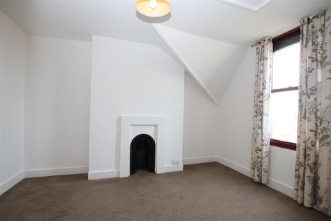 2 bedroom maisonette to rent, Tower Road, Dartford, Kent