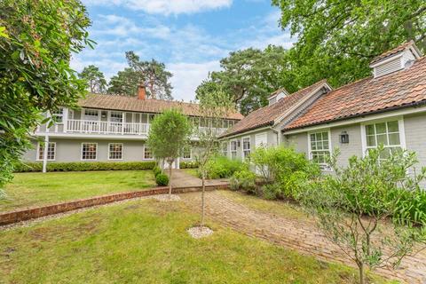 Henley House Friary Road, Ascot, SL5 9HD