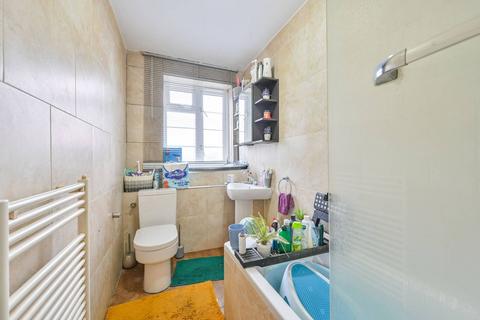 1 bedroom flat for sale, Ashford Road, Cricklewood, London, NW2