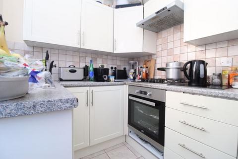 3 bedroom semi-detached house for sale, Lynton Grove, Bedford MK42