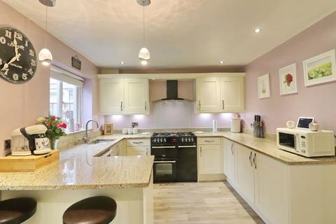 4 bedroom semi-detached house for sale, Carr Lane, Warrington WA3