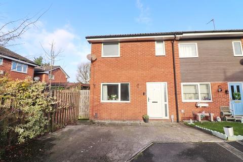 3 bedroom semi-detached house for sale, Brindley Drive, Manchester M28