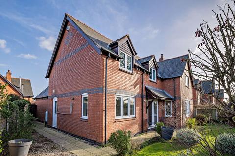 4 bedroom detached house for sale, Swallowfields, Farndon CH3