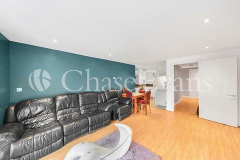 2 bedroom flat to rent, Orion Point, 7 Crews Street, Docklands, London, E14