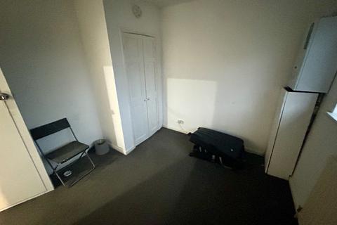 2 bedroom house share to rent, Berkeley Avenue, Greenford UB6