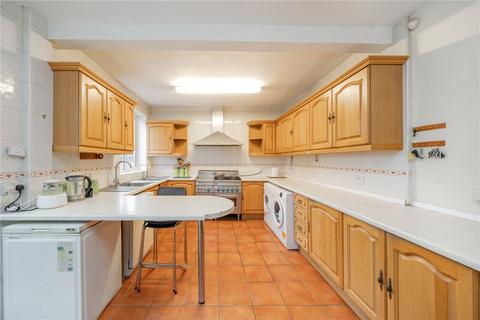 6 bedroom semi-detached house for sale, London NW2