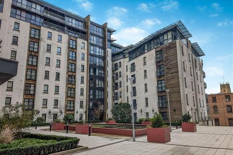 2 bedroom flat for sale, Waterfront Plaza, Nottingham, NG2 3BT