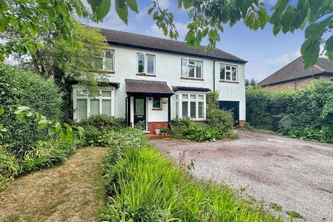 258 Farleigh Road, Warlingham, CR6 9EF