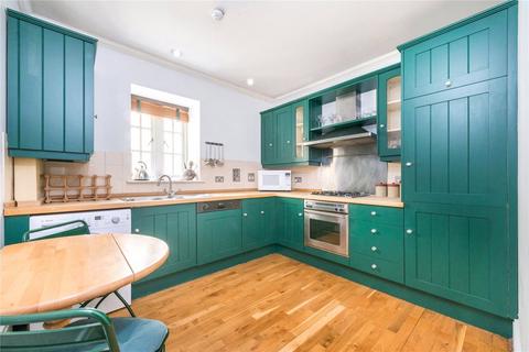 1 bedroom apartment for sale, Shorts Gardens, Covent Garden, London, WC2H