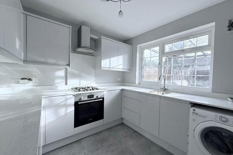Norbroke Street, London, W12 0QU