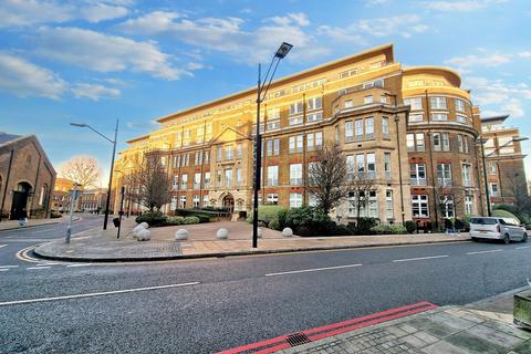 1 bedroom flat for sale, Cadogan Road, London SE18