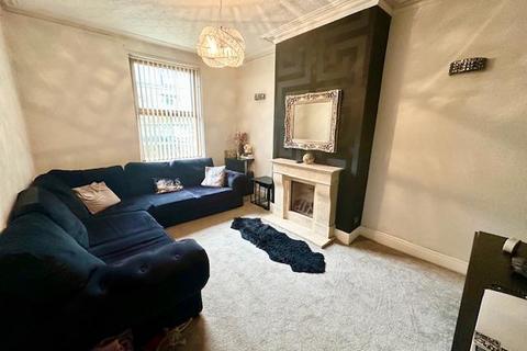 3 bedroom terraced house for sale, Savile Park Street, Halifax