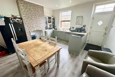 3 bedroom terraced house for sale, Savile Park Street, Halifax