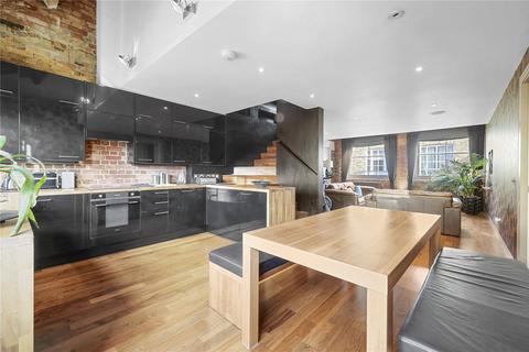 2 bedroom penthouse to rent, 5 Dingley Place, EC1V