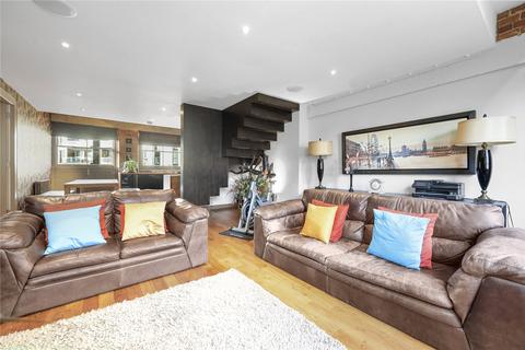 2 bedroom penthouse to rent, 5 Dingley Place, EC1V