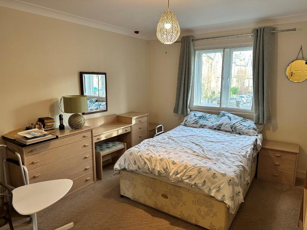 Bedroom.jpg