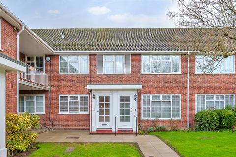 2 bedroom maisonette for sale, Laburnum Court, Stanmore, Middlesex