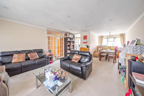 2 bedroom maisonette for sale, Laburnum Court, Stanmore, Middlesex