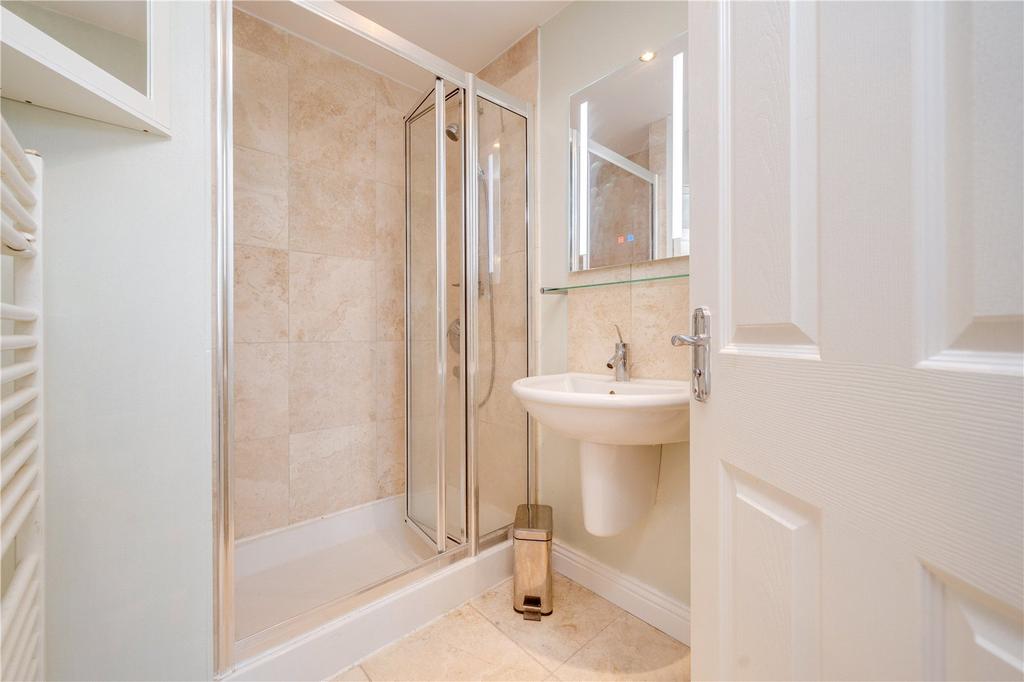 Ensuite