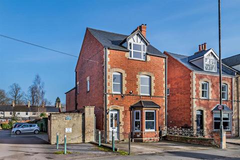 2 bedroom semi-detached house for sale, Victoria Road, Cirencester