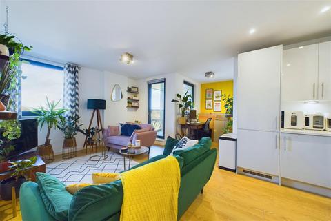 1 bedroom flat for sale, Bumble House, Rotherhithe New Road, London, SE16