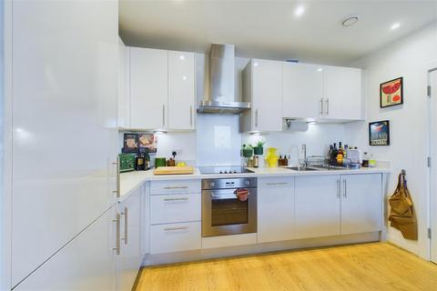 1 bedroom flat for sale, Bumble House, Rotherhithe New Road, London, SE16