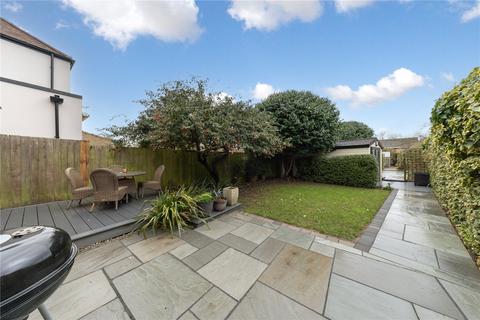 3 bedroom semi-detached house for sale, Willen Road, Newport Pagnell, Buckinghamshire, MK16