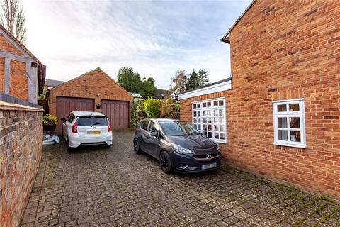 2 bedroom semi-detached house for sale, Park Road, Toddington, Bedfordshire, LU5