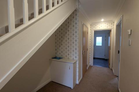 4 bedroom townhouse to rent, 7 Milnbank Gardens, ,