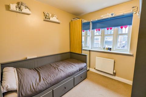 91 Wakelam Drive, Armthorpe, Doncaster, DN3 2FR